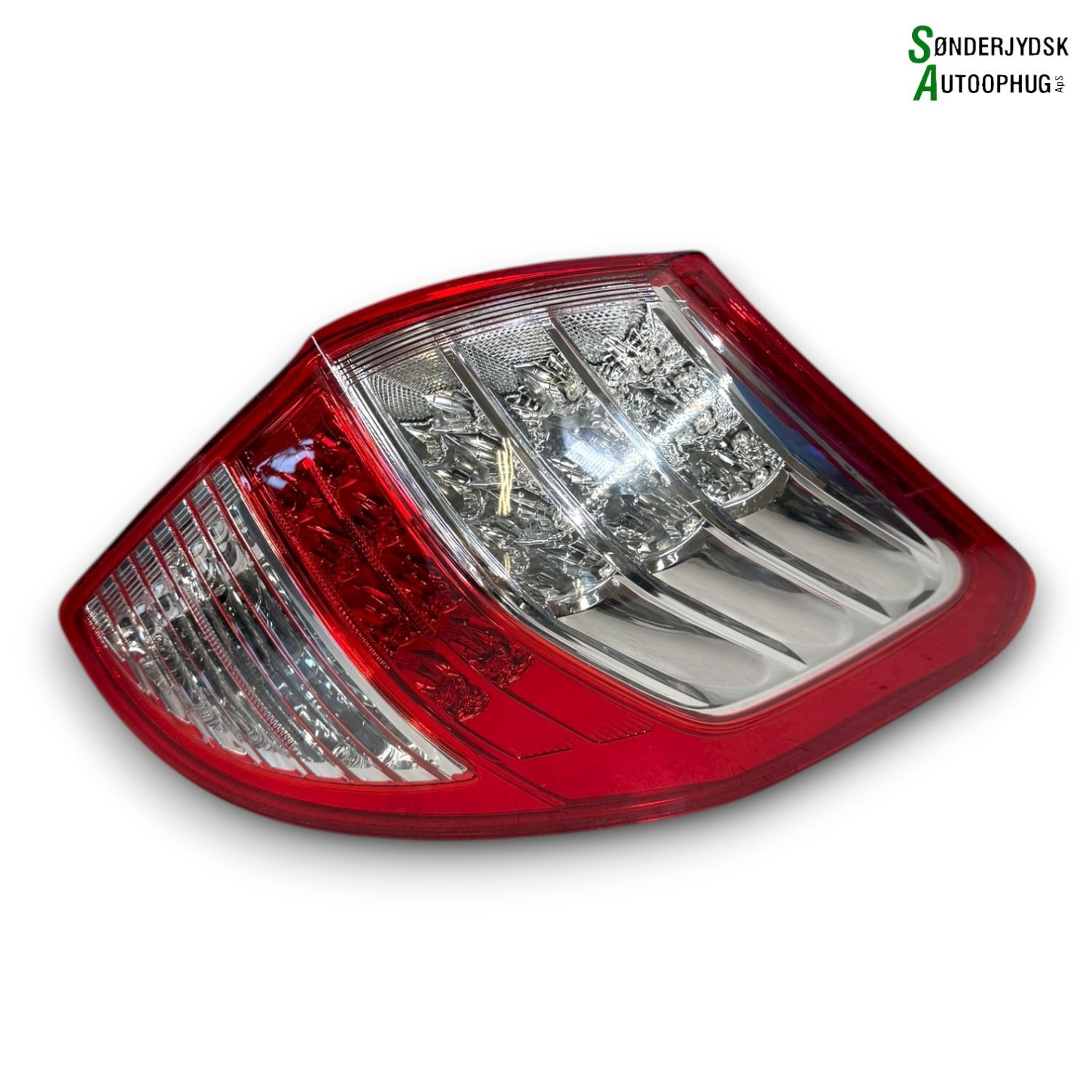 Toyota Rav 4 Baglygte Med OEM Nr. 8155142150 Fra Toyota Ophugger