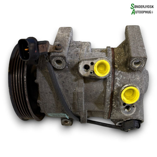 Kia Rio Ub Aircondition Pumpe Med OEM Nr. 977011W100 Fra Kia Ophugger