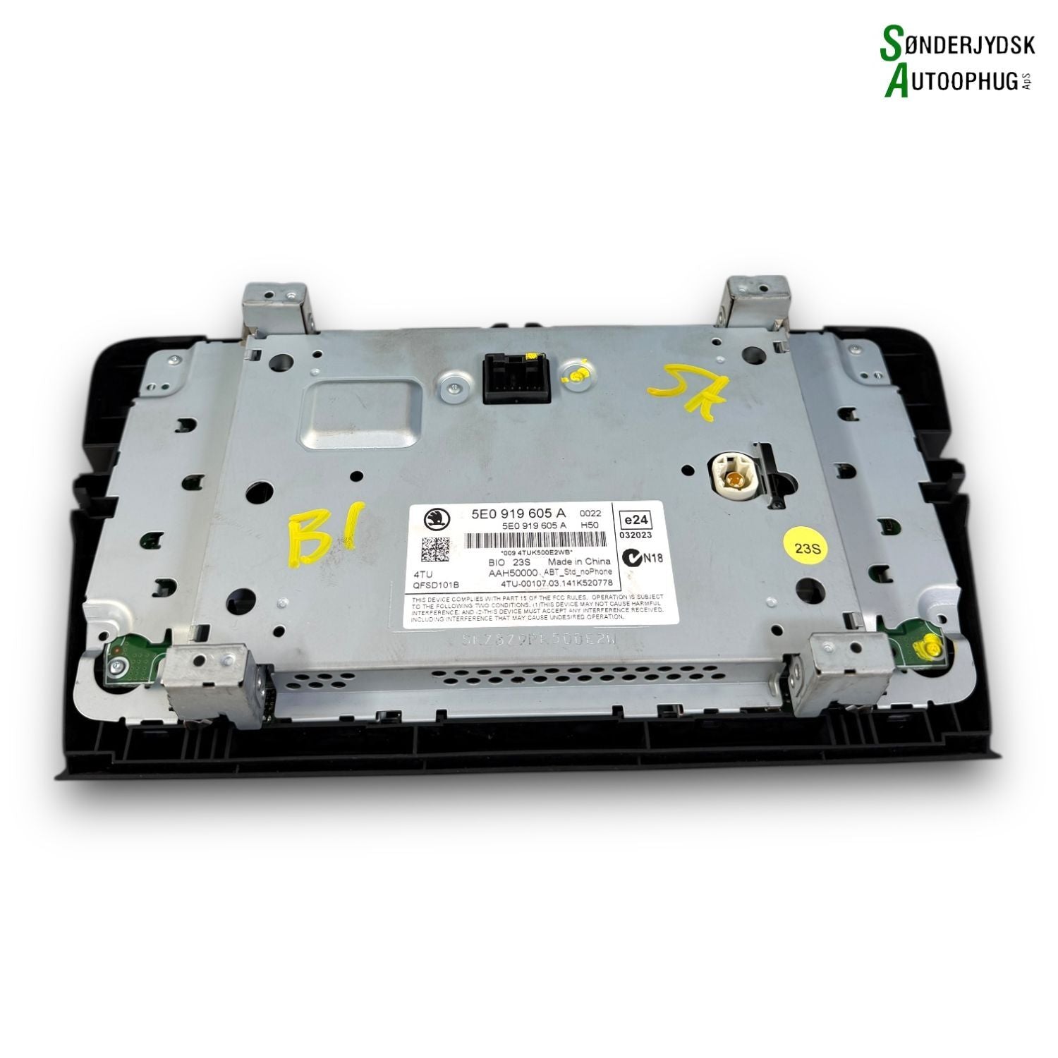 Skoda Octavia Radio Med OEM Nr. 5E0919605ABIO Fra Skoda Ophugger
