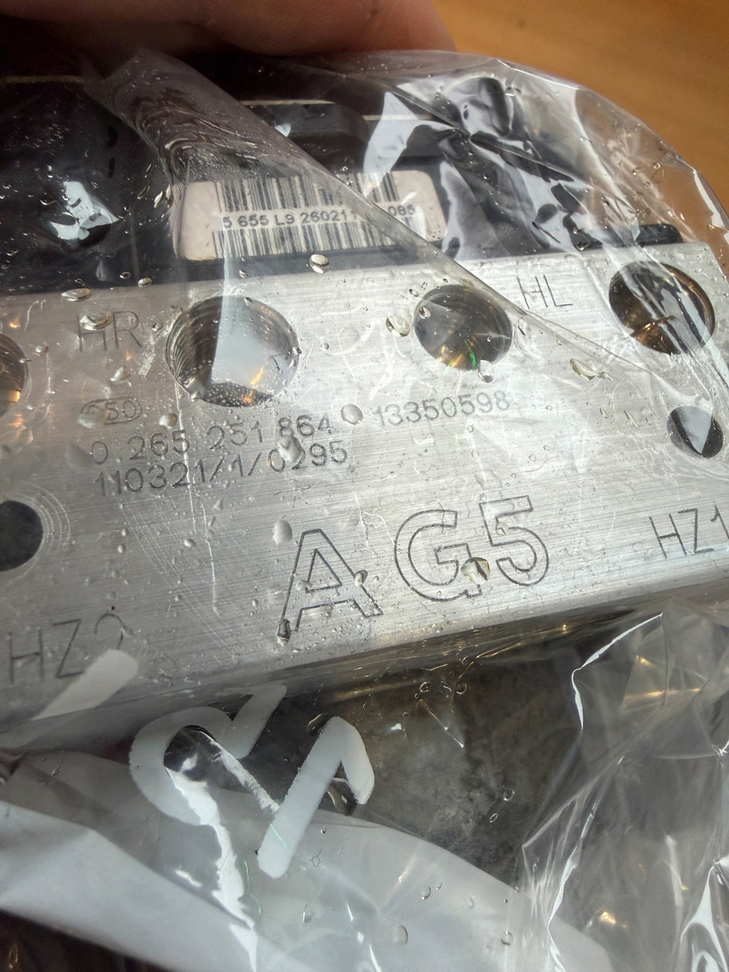 Opel Corsa D ABS Pumpe Med OEM Nr. 93197541 Fra Opel Ophugger