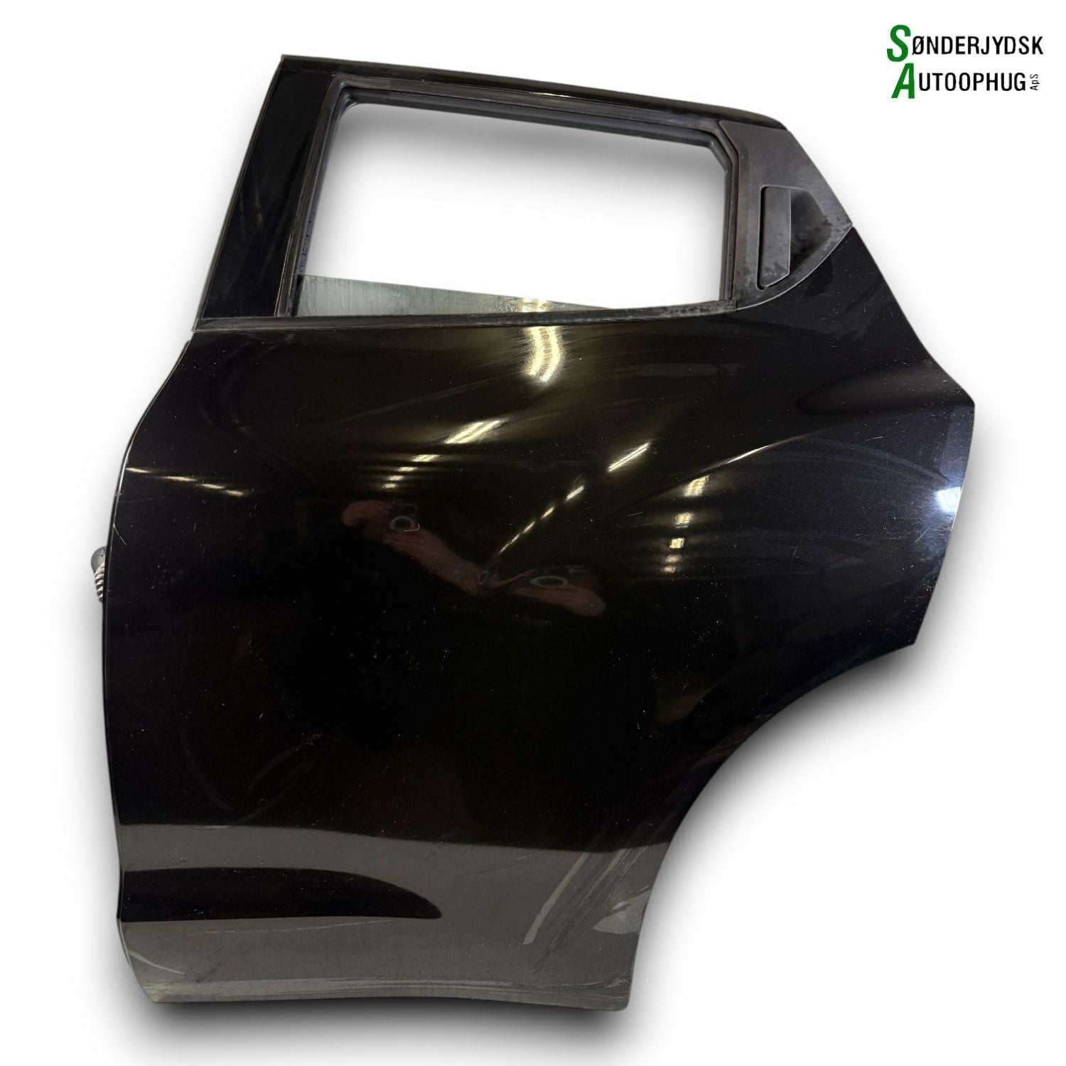 Nissan Juke Bagdør V Med OEM Nr. H21531KKMA Fra Nissan Ophugger