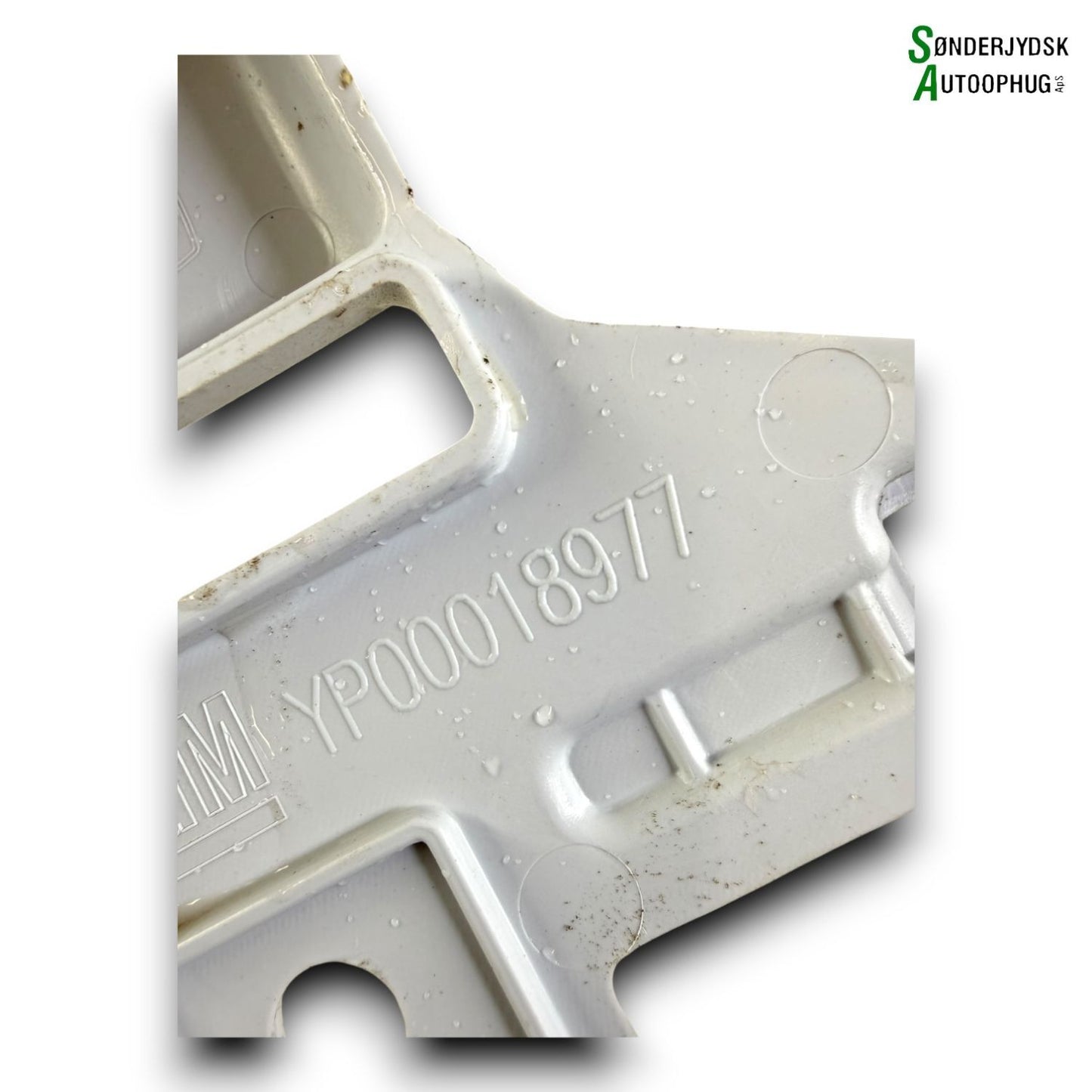 Opel Grandland Stolpebeklædning Med OEM Nr. YP00018977 Fra Opel Ophugger