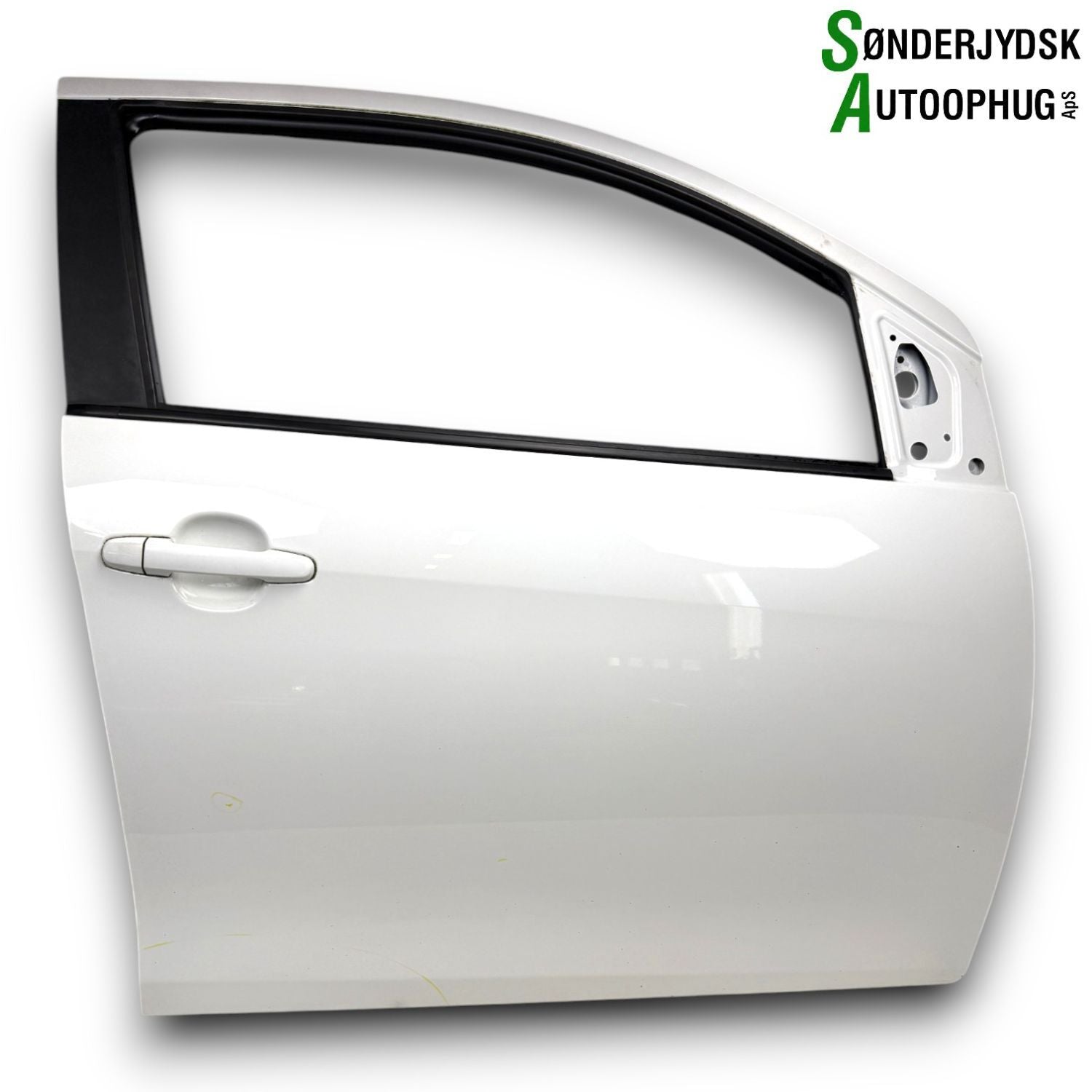 Peugeot 108 Fordør H Med OEM Nr. 1687143180 Fra Peugeot Ophugger