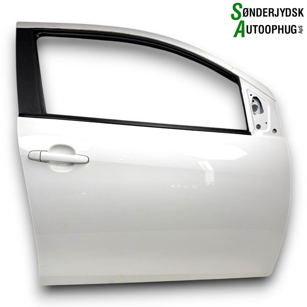 Peugeot 108 Fordør H Med OEM Nr. B000968380 Fra Peugeot Ophugger