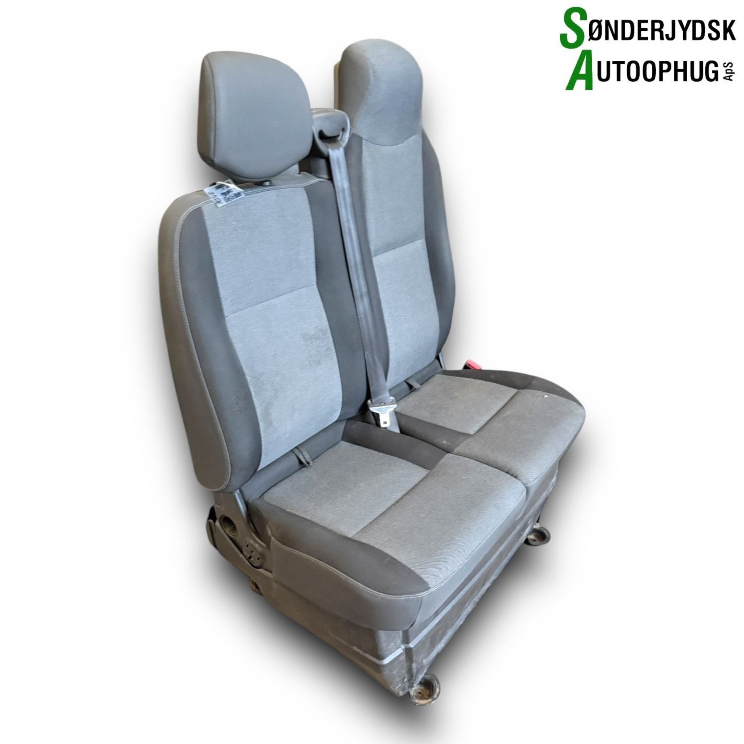 Renault Master Dobbeltsæde Med OEM Nr. 876118288R Fra Renault Ophugger