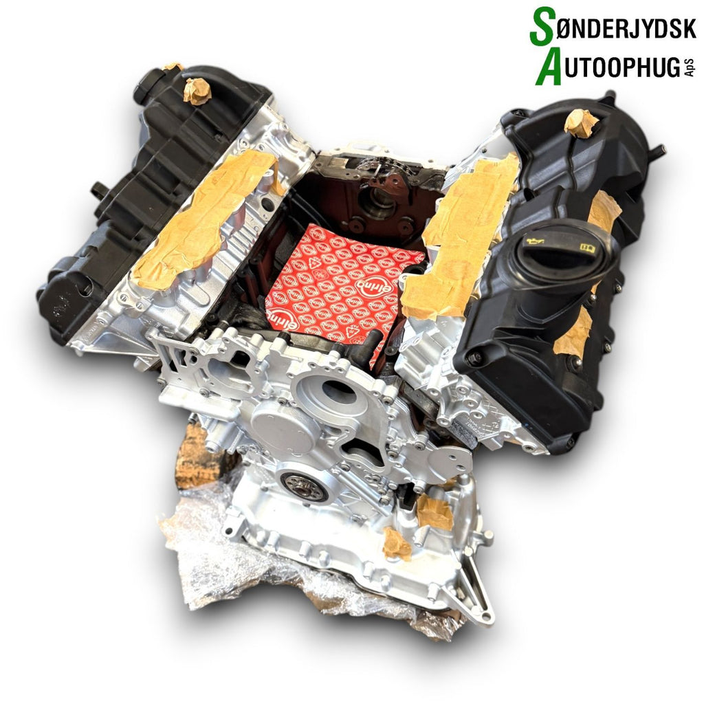 Audi Q7 Motor Med OEM Nr. CRTC Fra Audi Ophugger