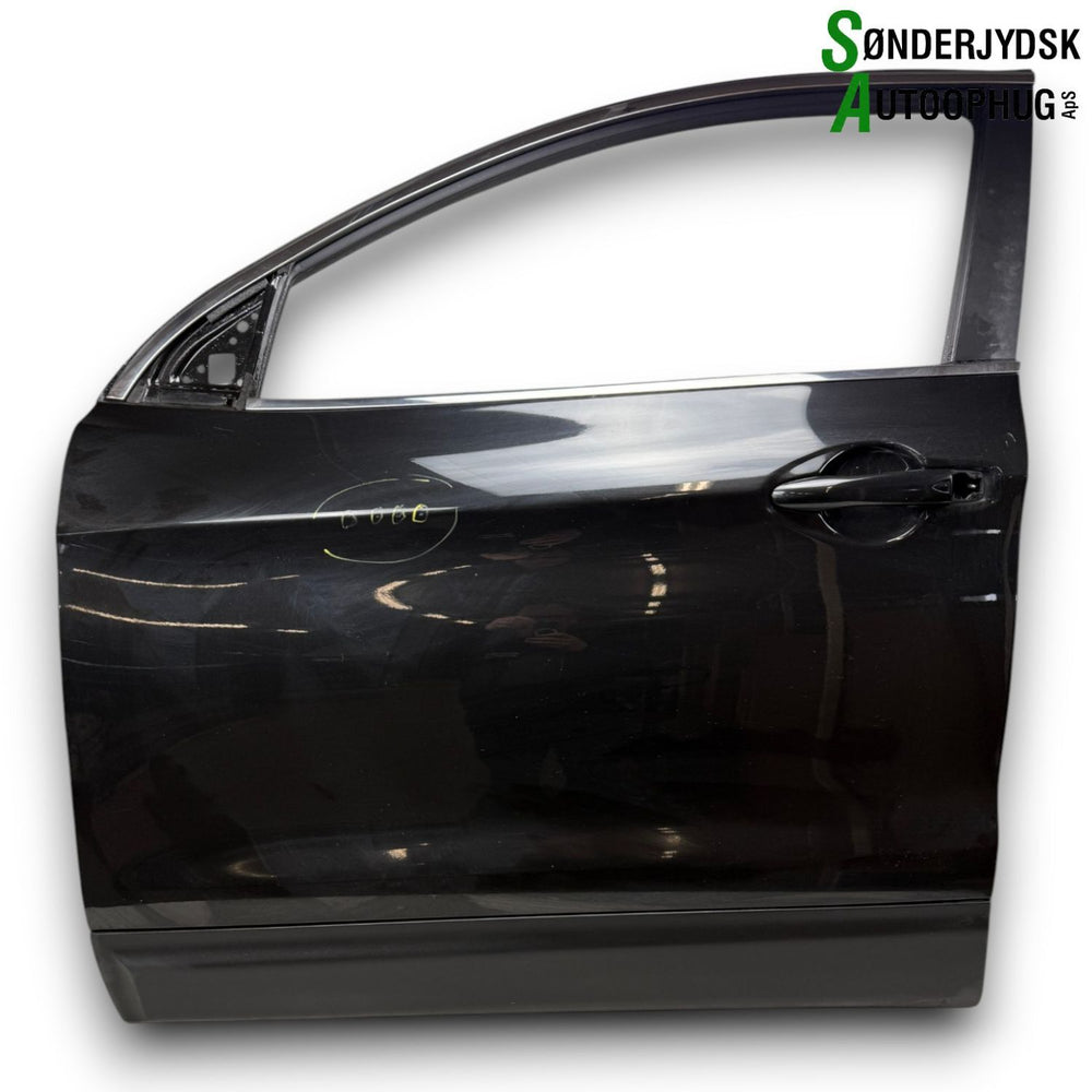 Nissan Qashqai Fordør V Med OEM Nr. H01534EAMA Fra Nissan Ophugger