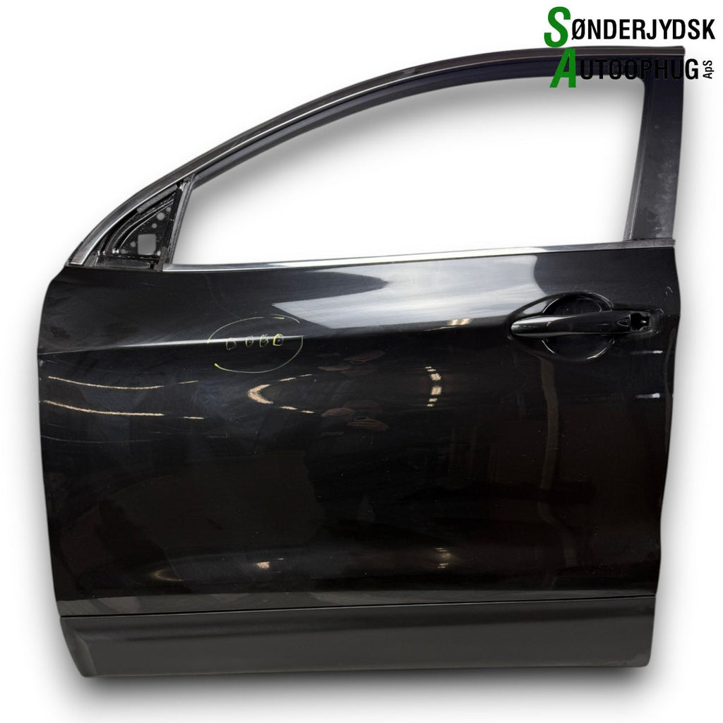 Nissan Qashqai Fordør V Med OEM Nr. H01534EAMA Fra Nissan Ophugger