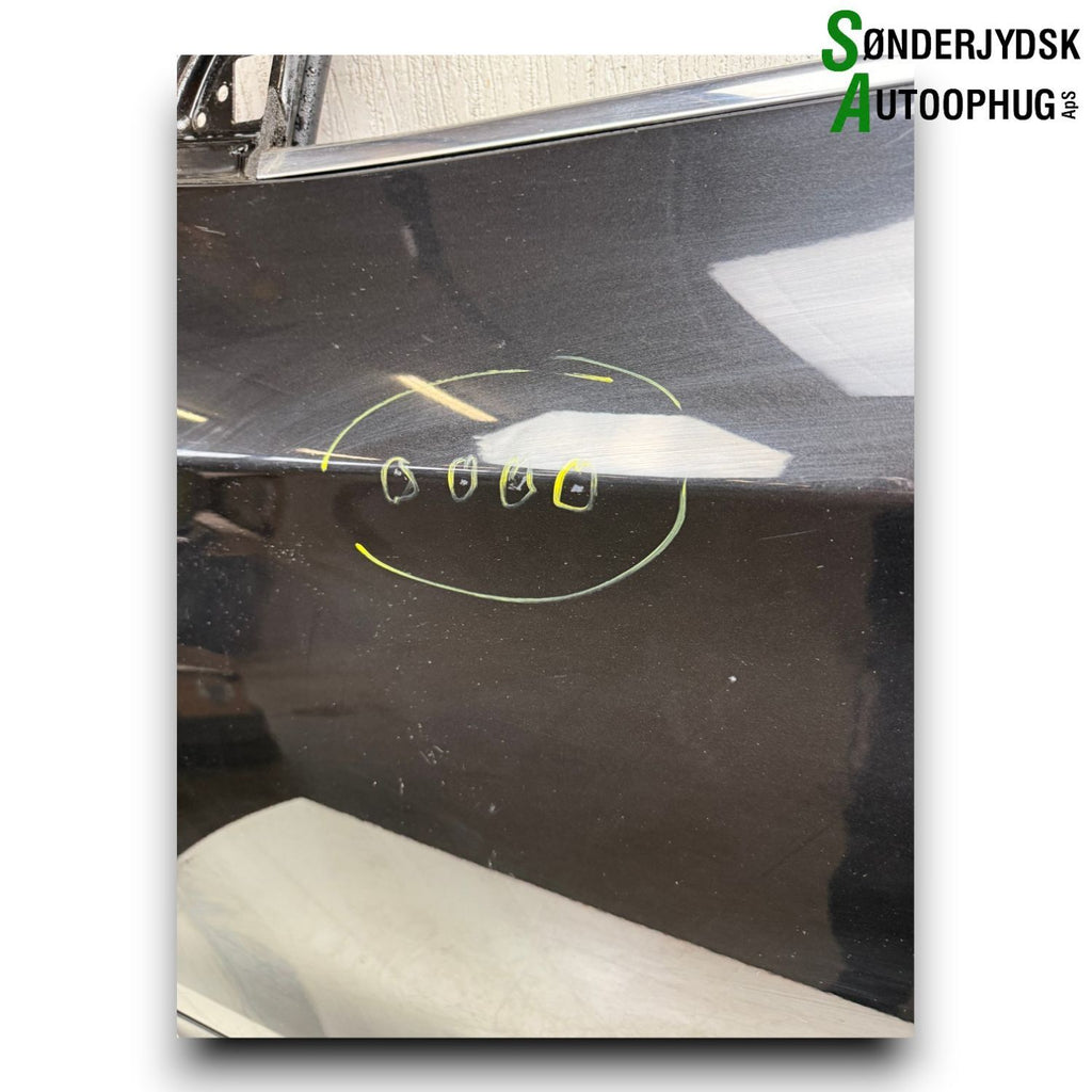 Nissan Qashqai Fordør V Med OEM Nr. H0101HV0MA Fra Nissan Ophugger