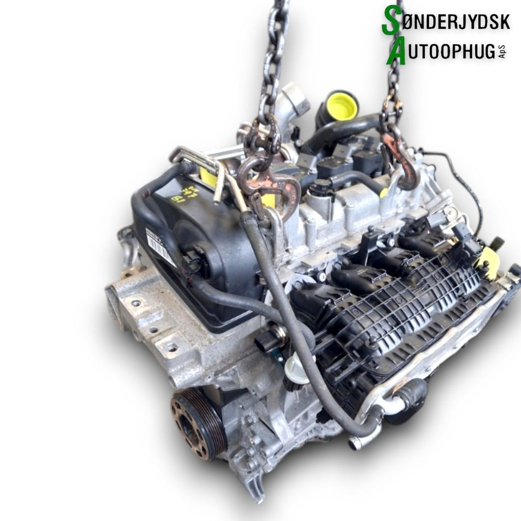 VW Golf Sportsvan Motor Med OEM Nr. 04E100098EX Fra VW Ophugger