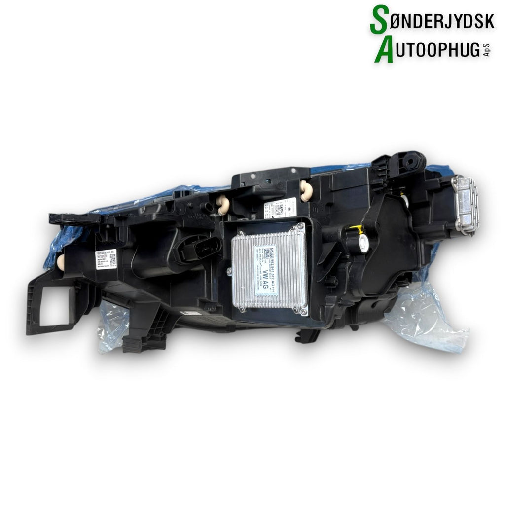 VW Id4 Forlygte Med OEM Nr. 11B941078G Fra VW Ophugger