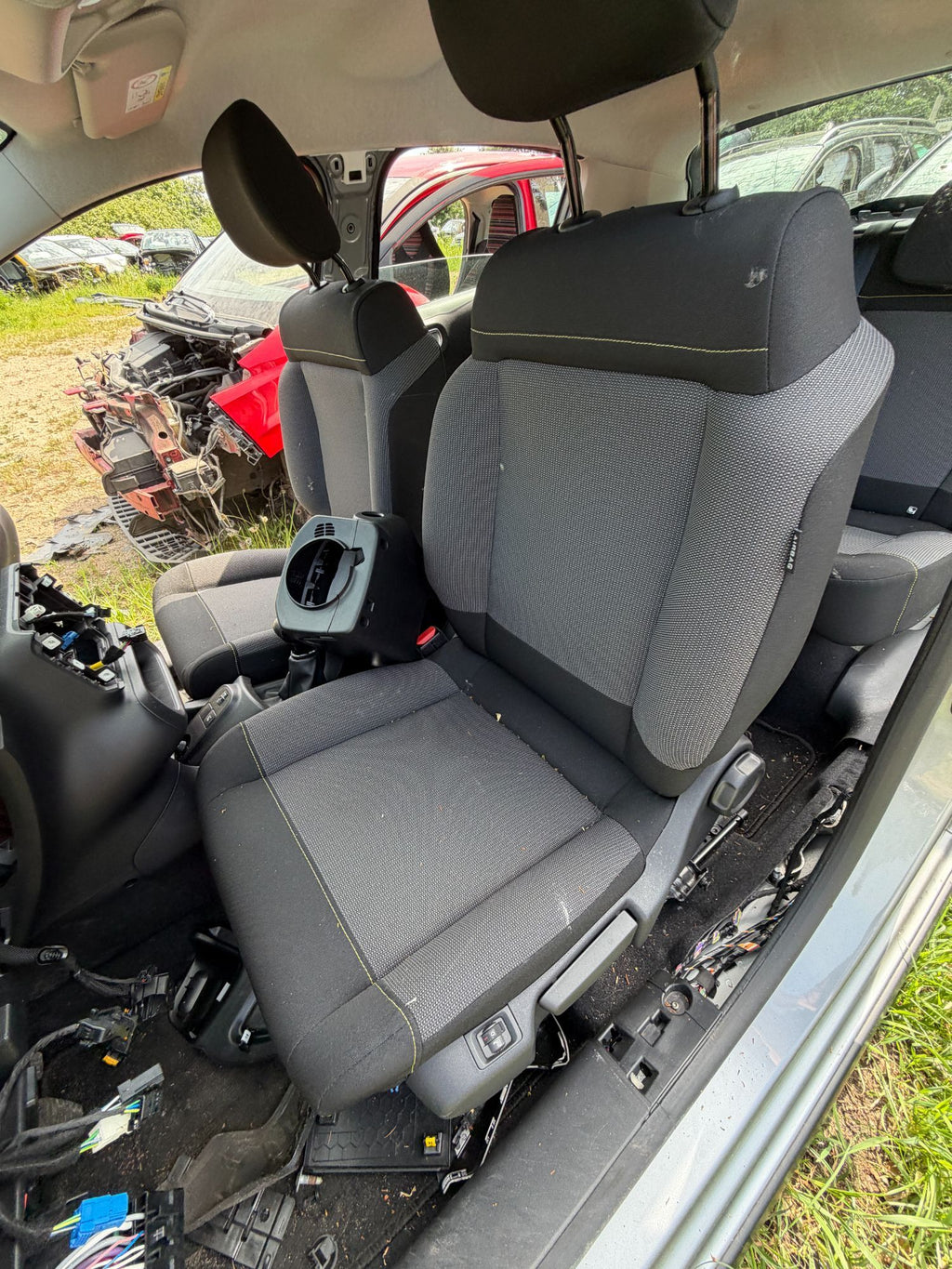 Citroen C3 III Forsæde - Forstol Med OEM Nr. 16496138ZP Fra Citroen Ophugger