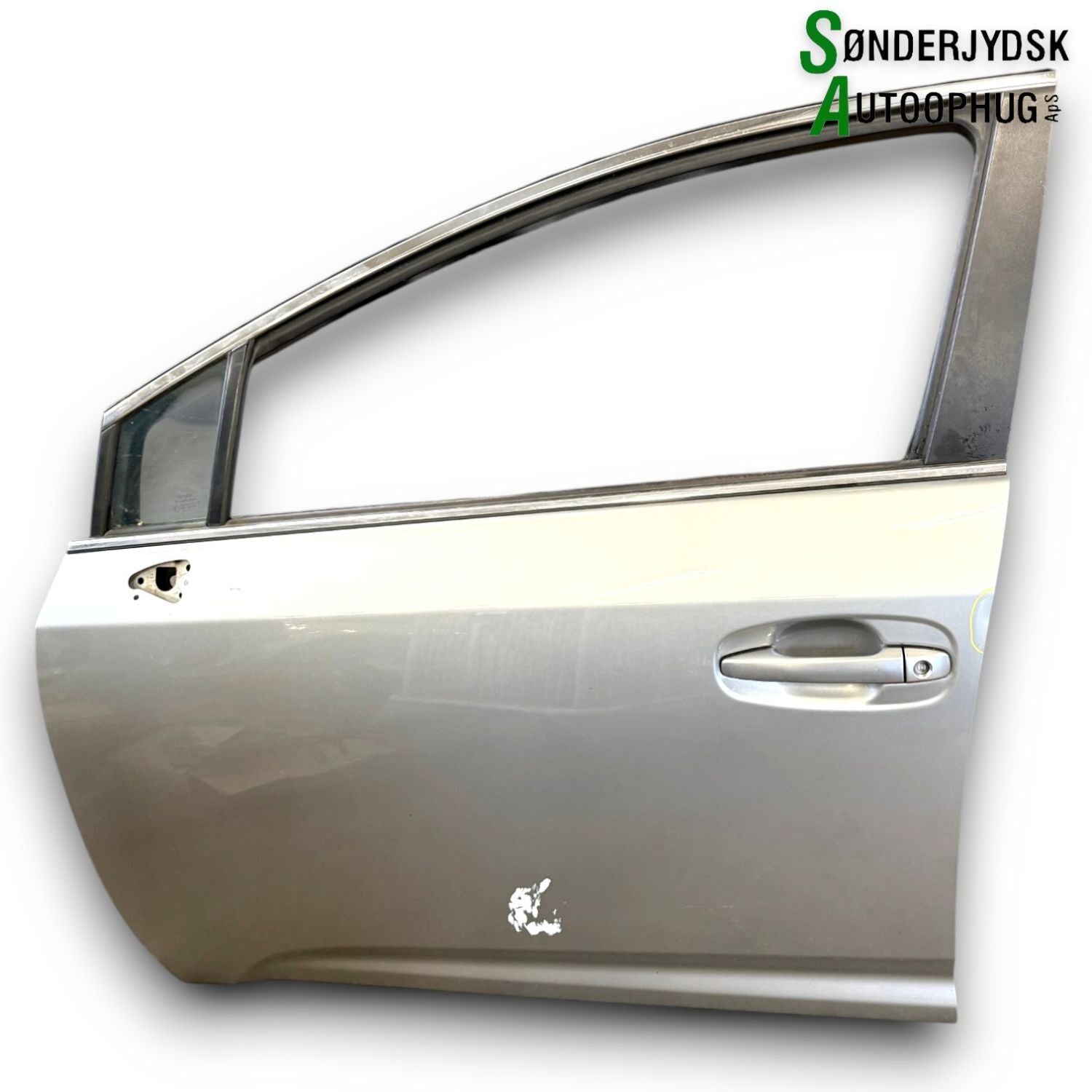 Toyota Avensis Fordør V Med OEM Nr. 6700205081 Fra Toyota Ophugger