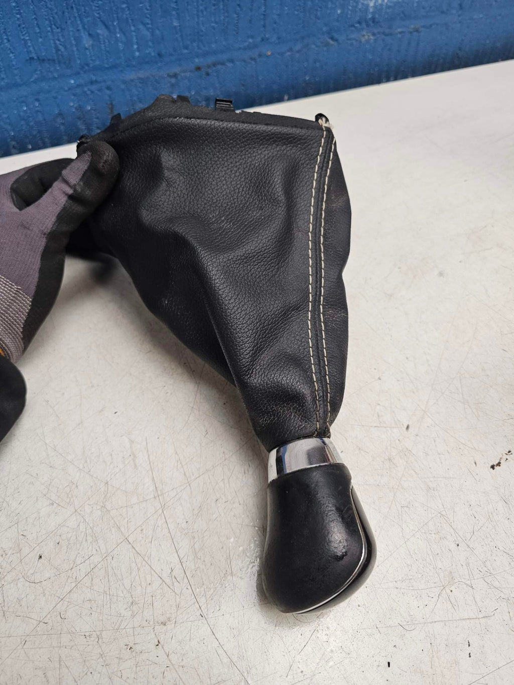Ford Fiesta 7 Gearknop Med OEM Nr. Ophugger Fra Ford Ophugger