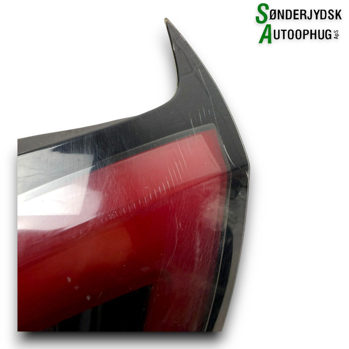 Tesla Model 3 Baglygte Med OEM Nr. 107740000C Fra Tesla Ophugger