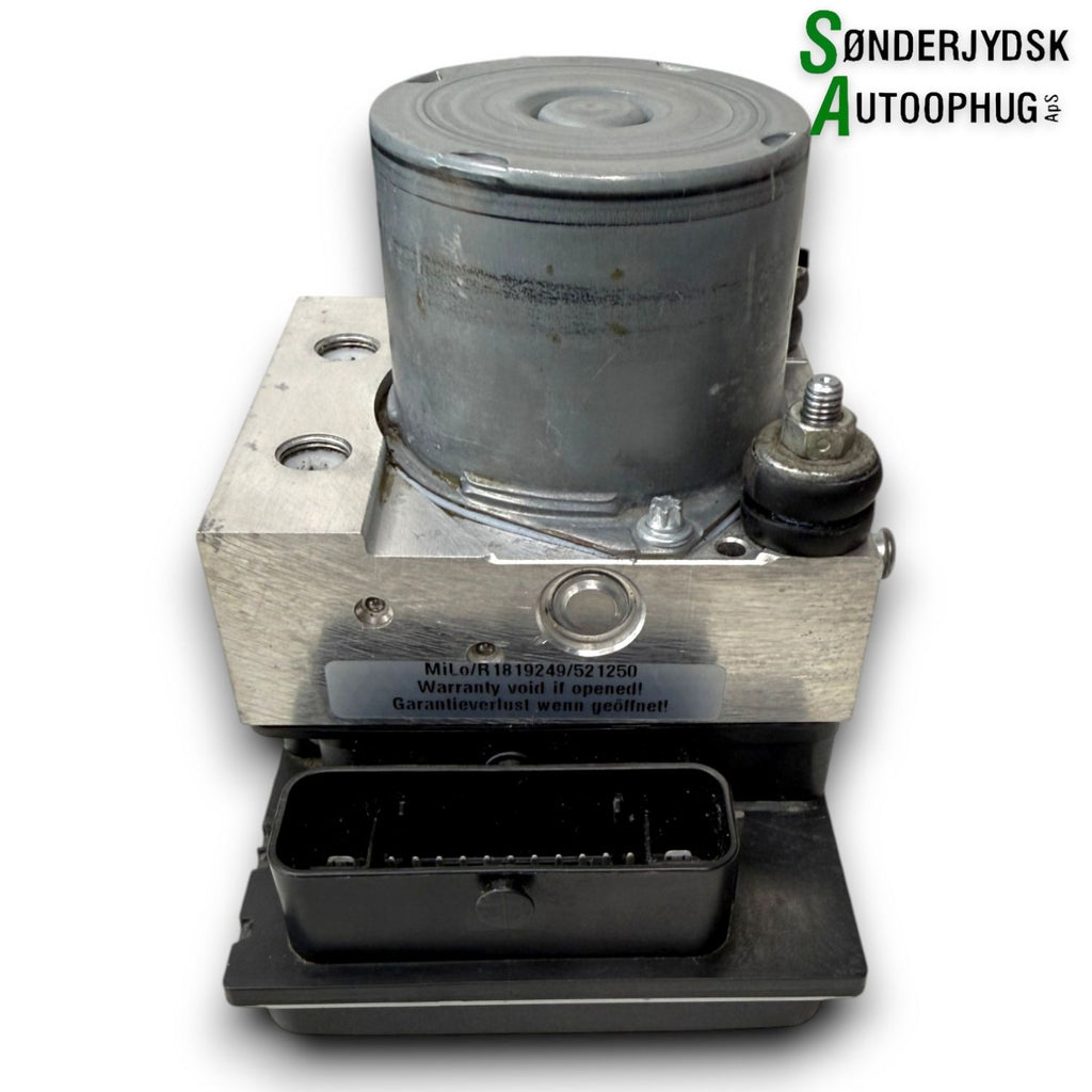 Opel Corsa D ABS Pumpe Med OEM Nr. 93197541 Fra Opel Ophugger