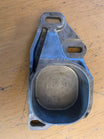 Audi A4 Motorophæng For Med OEM Nr. 8E0199335N Fra Audi Ophugger