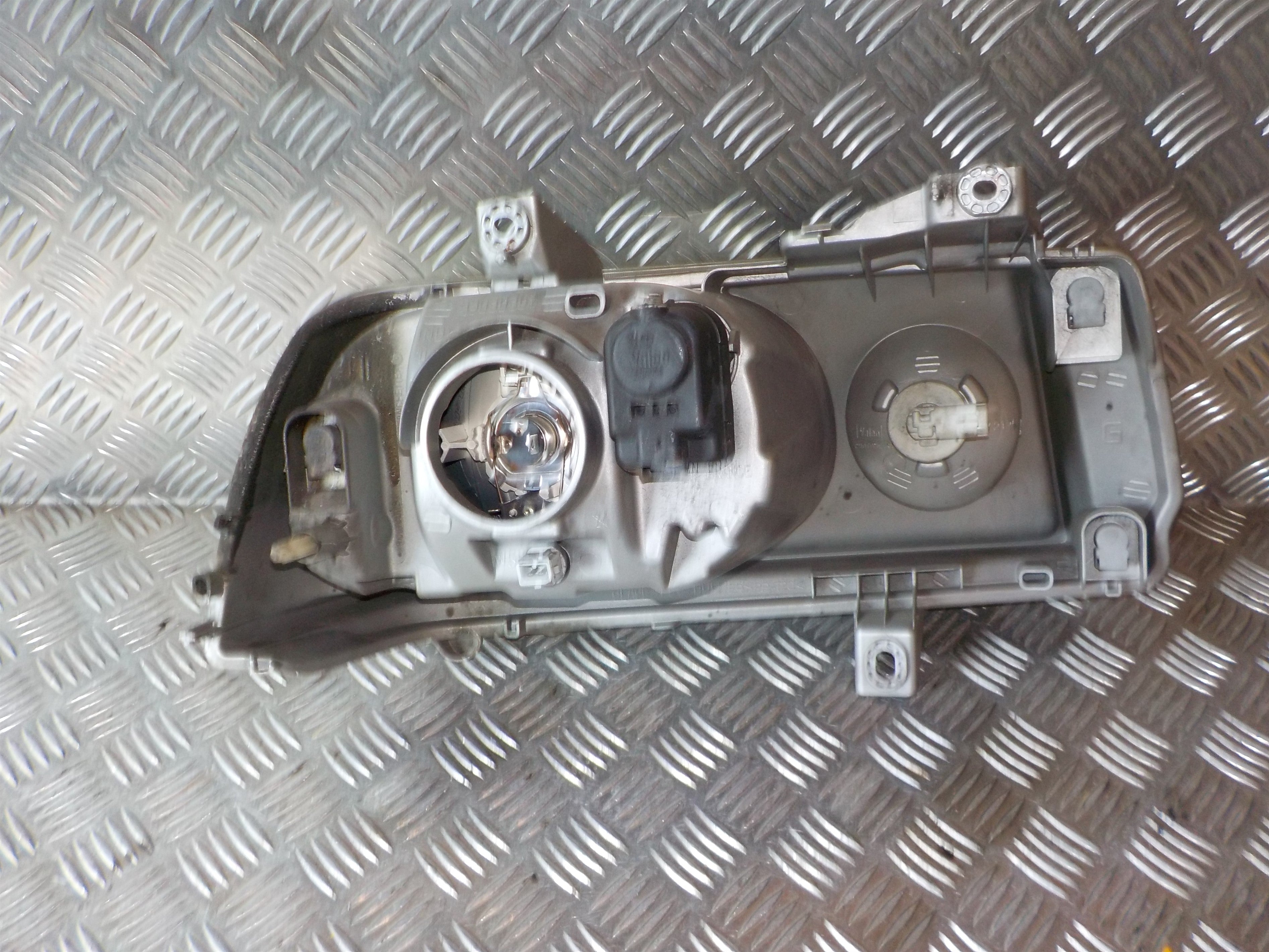 Fiat Scudo Forlygte Med OEM Nr. 89009573 Fra Fiat Ophugger