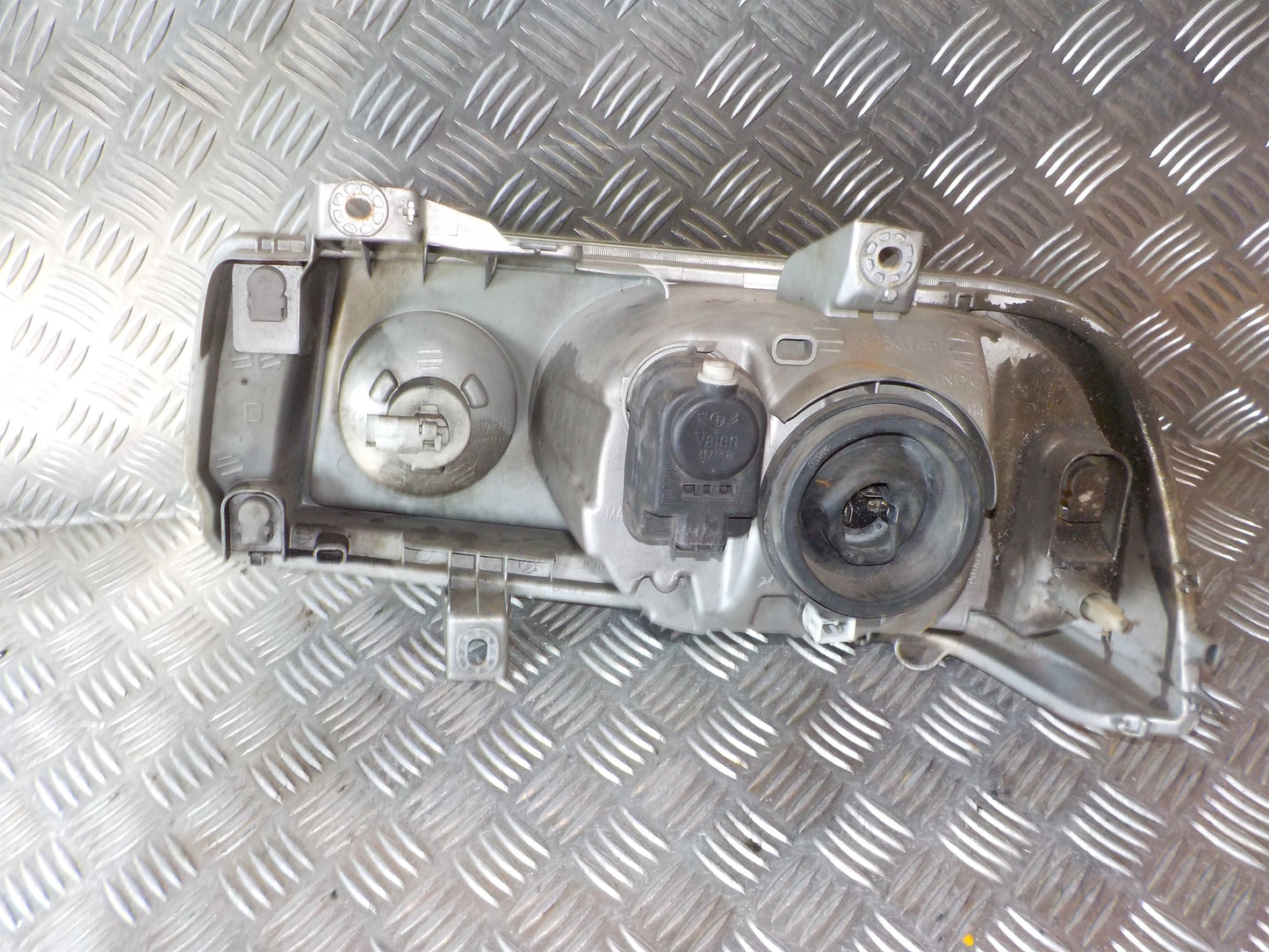 Fiat Scudo Forlygte Med OEM Nr. 8900572 Fra Fiat Ophugger