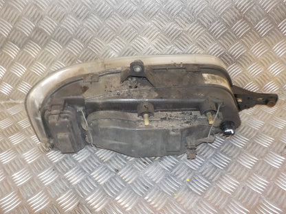 Citroen Jumper Forlygte Med OEM Nr. 6208E3 Fra Citroen Ophugger