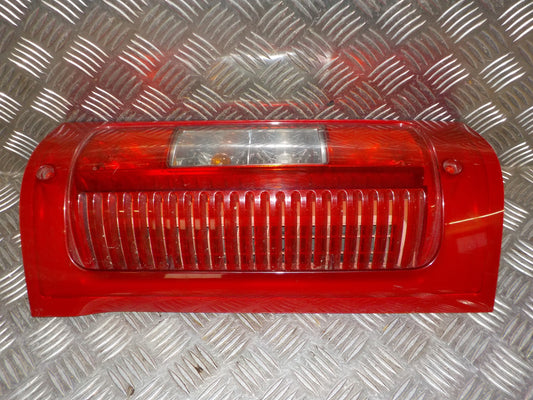 Citroen Jumper Baglygte Med OEM Nr. 6351AV Fra Citroen Ophugger