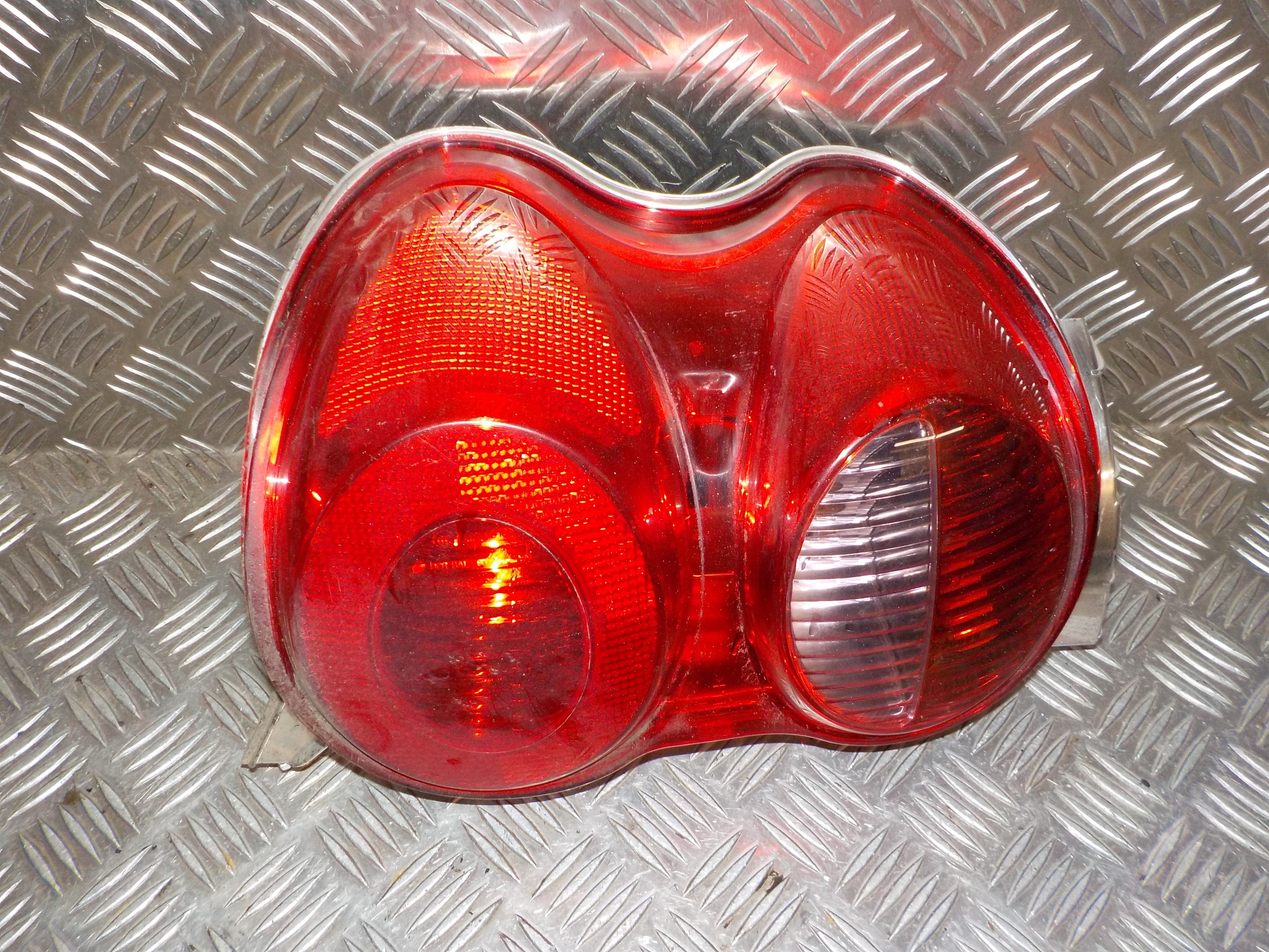 Smart Fortwo W451 Baglygte Med OEM Nr. A4518200264 Fra Smart Ophugger