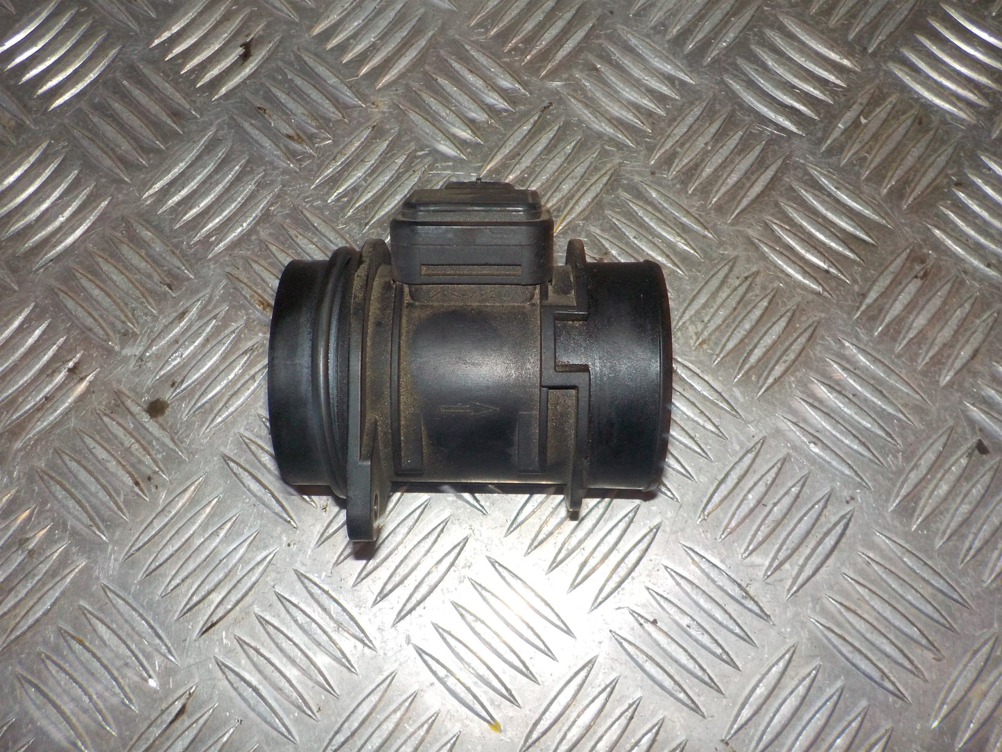 Toyota Aygo Luftmængdemåler Med OEM Nr. SU00100643 Fra Toyota Ophugger