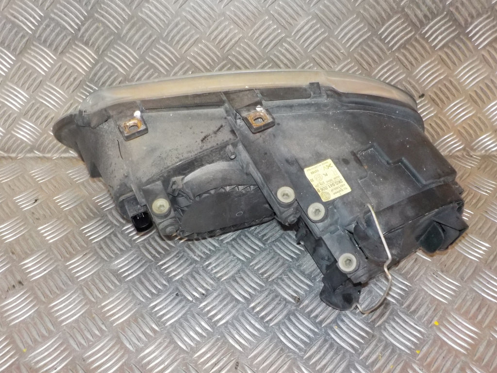 VW Caddy 2K Forlygte Med OEM Nr. 2k0941006b Fra VW Ophugger