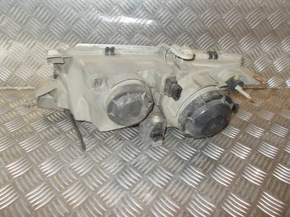 Saab 9‑5 Forlygte Med OEM Nr. 2XH7 Fra Saab Ophugger