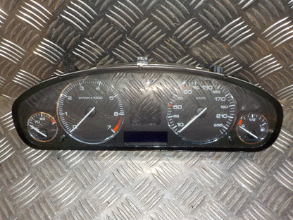 Peugeot 407 Speedometer - Instrument Med OEM Nr. 6106S9 Fra Peugeot Ophugger