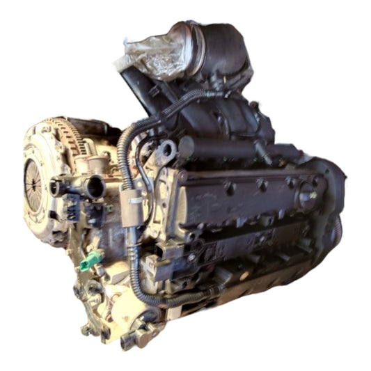 Peugeot 407 Motor Med OEM Nr. 01352T Fra Peugeot Ophugger