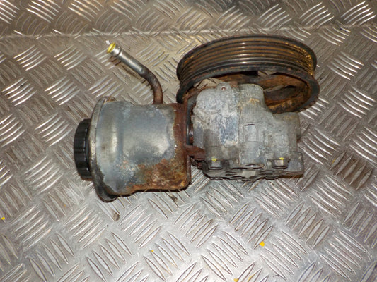 Toyota Corolla Verso Servopumpe Med OEM Nr. 4431005120 Fra Toyota Ophugger