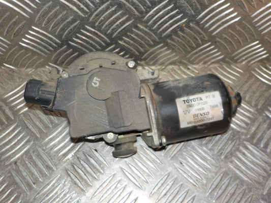 Toyota Corolla Verso Viskermotor Med OEM Nr. 851100F020 Fra Toyota Ophugger