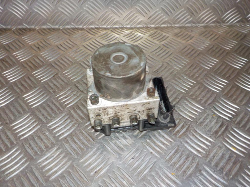 Toyota Aygo ABS Pumpe Med OEM Nr. 440500H010 Fra Toyota Ophugger