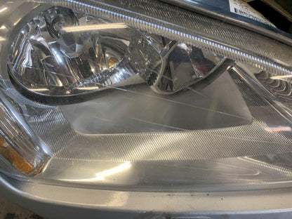 Ford Focus Forlygte Med OEM Nr. 1480979 Fra Ford Ophugger