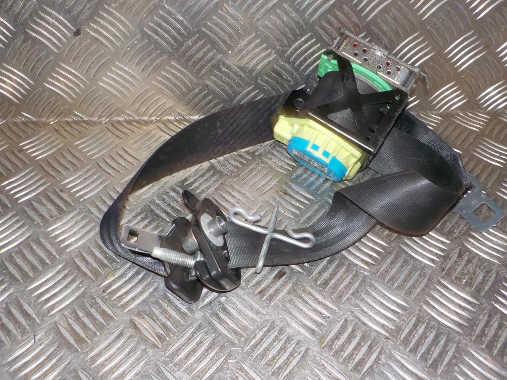 Citroen C4 Grand Picasso Sikkerhedsseler For Med OEM Nr. 8974XZ Fra Citroen Ophugger