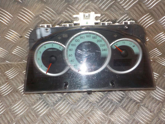 Toyota Corolla Verso Speedometer - Instrument Med OEM Nr. 838000F092 Fra Toyota Ophugger