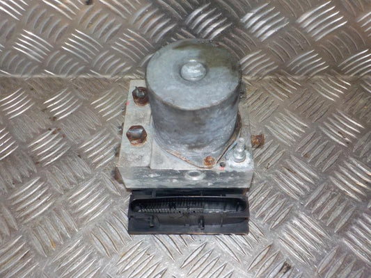 Toyota Corolla Verso Abs Pumpe Med OEM Nr. 440500F030 Fra Toyota Ophugger