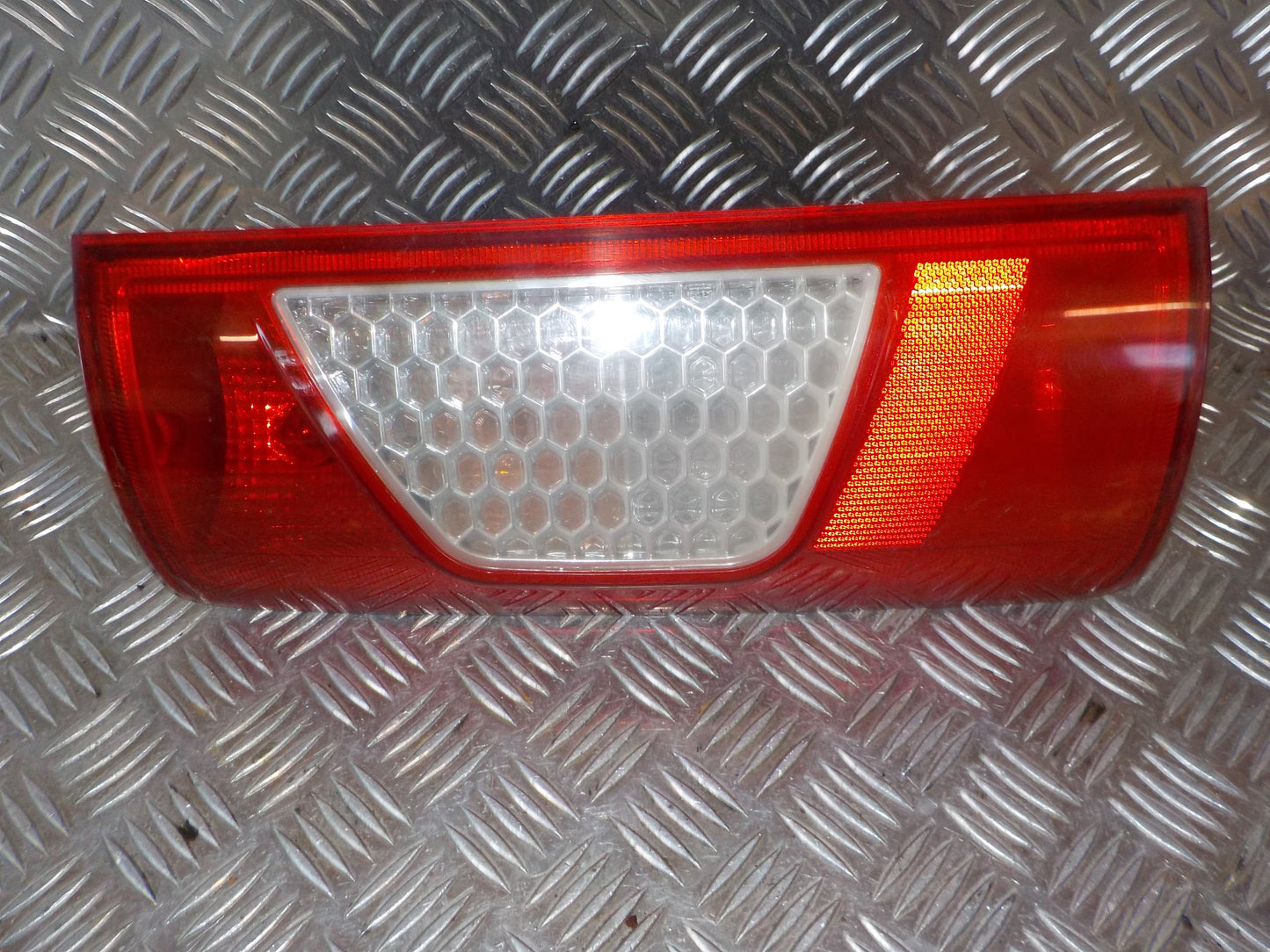 Ford Transit Connect Baglygte Med OEM Nr. 5177813 Fra Ford Ophugger