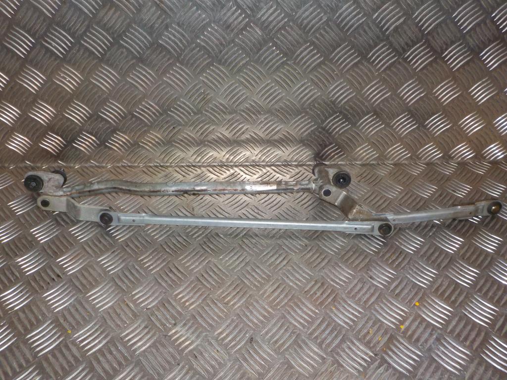 VW Caddy 2K Viskertræk Med OEM Nr. 2k1955023e Fra VW Ophugger