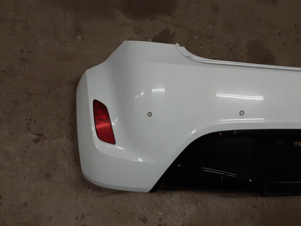 Hyundai Veloster Bagkofanger Med OEM Nr. 866112V010 Fra Hyundai Ophugger