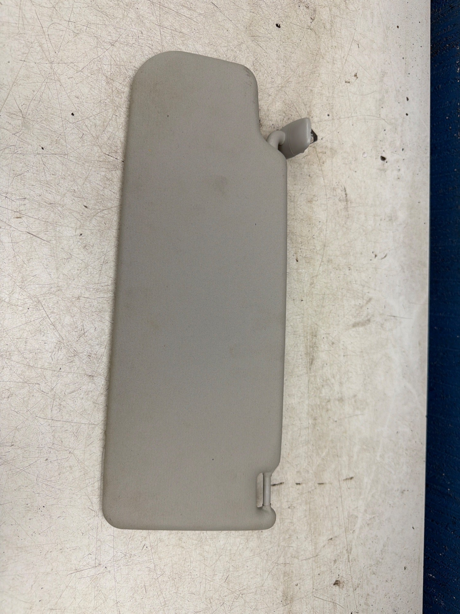 Seat Mii Solskærm Med OEM Nr. 6R0857551K Fra Seat Ophugger