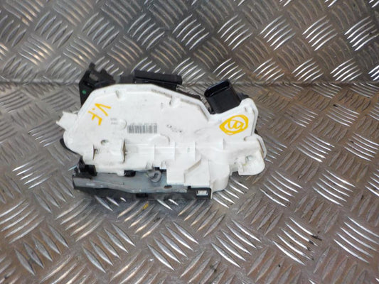 Seat Mii Dørlås Med OEM Nr. 1S1837015B Fra Seat Ophugger