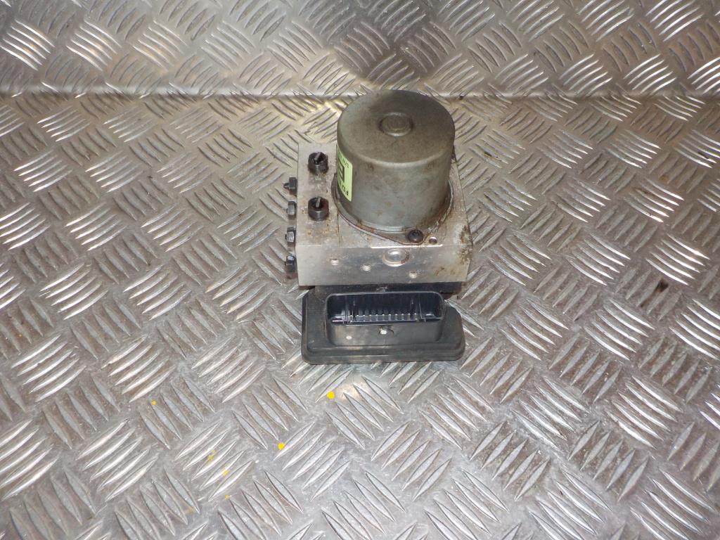 Hyundai I30 Tm ABS Pumpe Med OEM Nr. 2L58930600 Fra Hyundai Ophugger