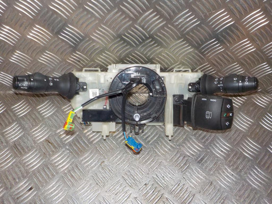 Renault Megane 3 Kontakt Combi Med OEM Nr. 255670019RC Fra Renault Ophugger