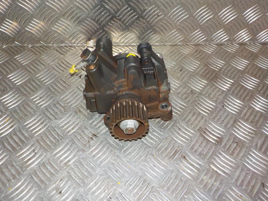 Renault Megane 3 Dieselpumpe Med OEM Nr. 8201100115 Fra Renault Ophugger