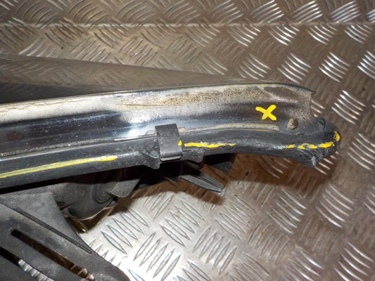 Renault Megane 3 Forlygte Med OEM Nr. 260103761R Fra Renault Ophugger