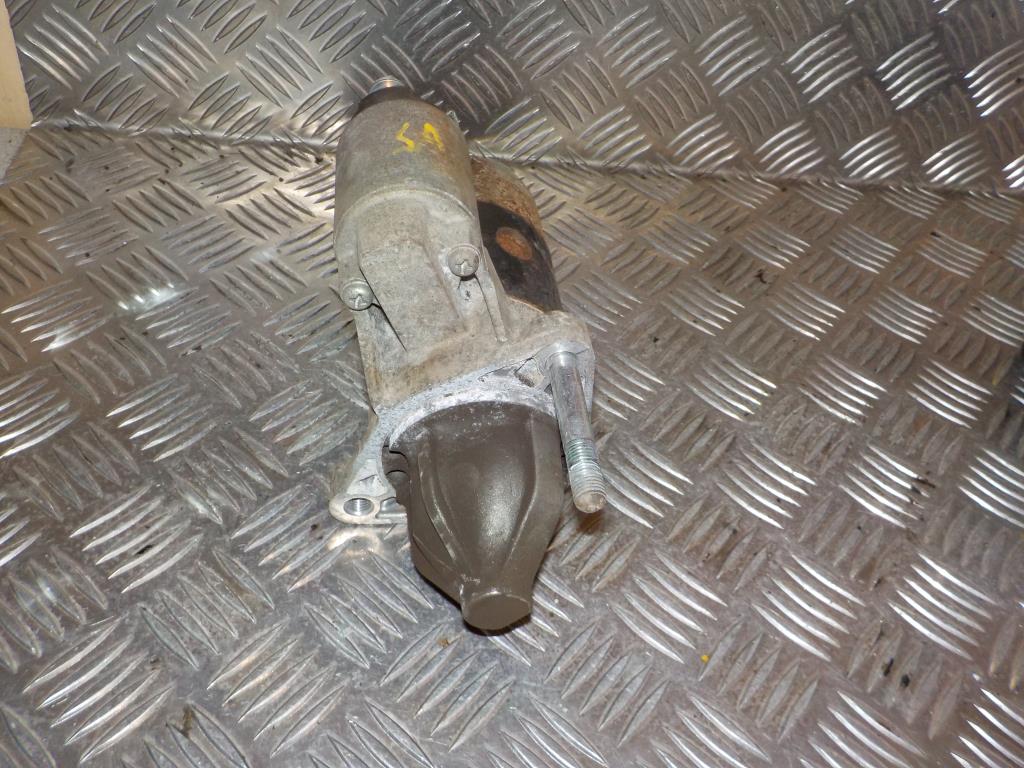 Suzuki Swift Starter Med OEM Nr. 3110086G00 Fra Suzuki Ophugger
