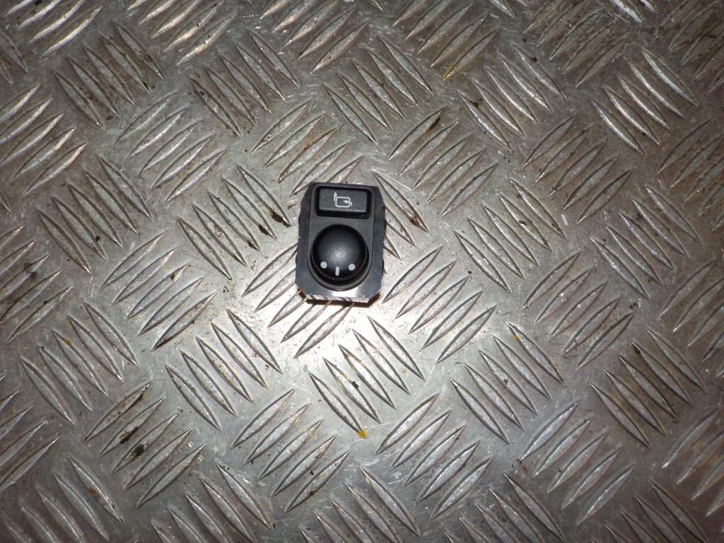 Suzuki Swift Kontakt Sidespejl Med OEM Nr. 62J102949T Fra Suzuki Ophugger