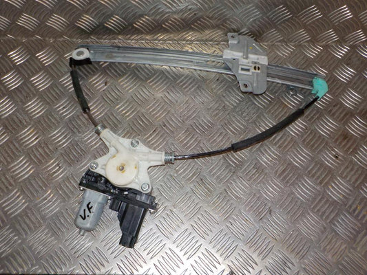 Kia Rio UB Rudemotor - Rudehejs Med OEM Nr. 824011W020 Fra Kia Ophugger
